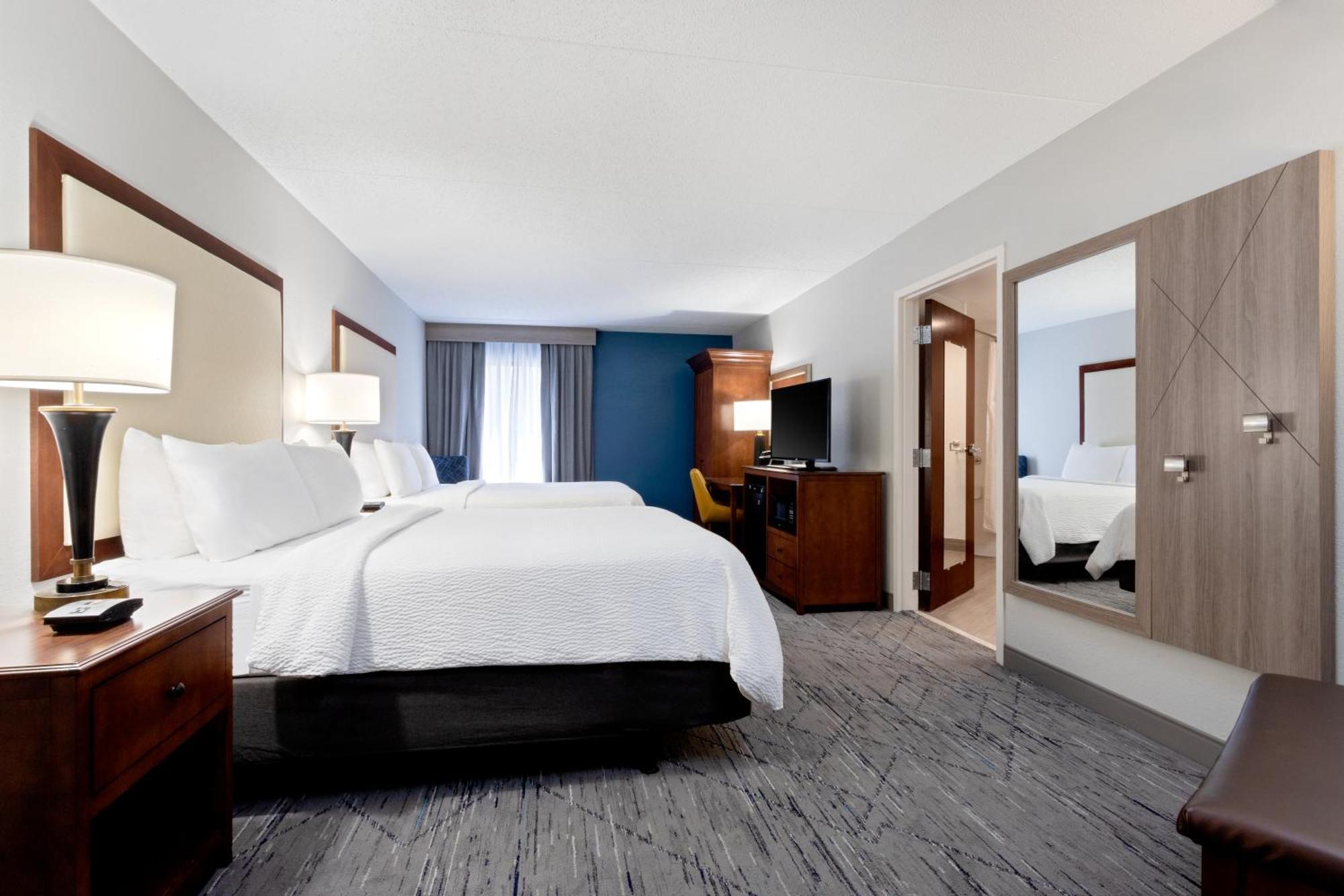 Holiday Inn Express & Suites Cincinnati Riverfront By Ihg Ковінгтон Екстер'єр фото