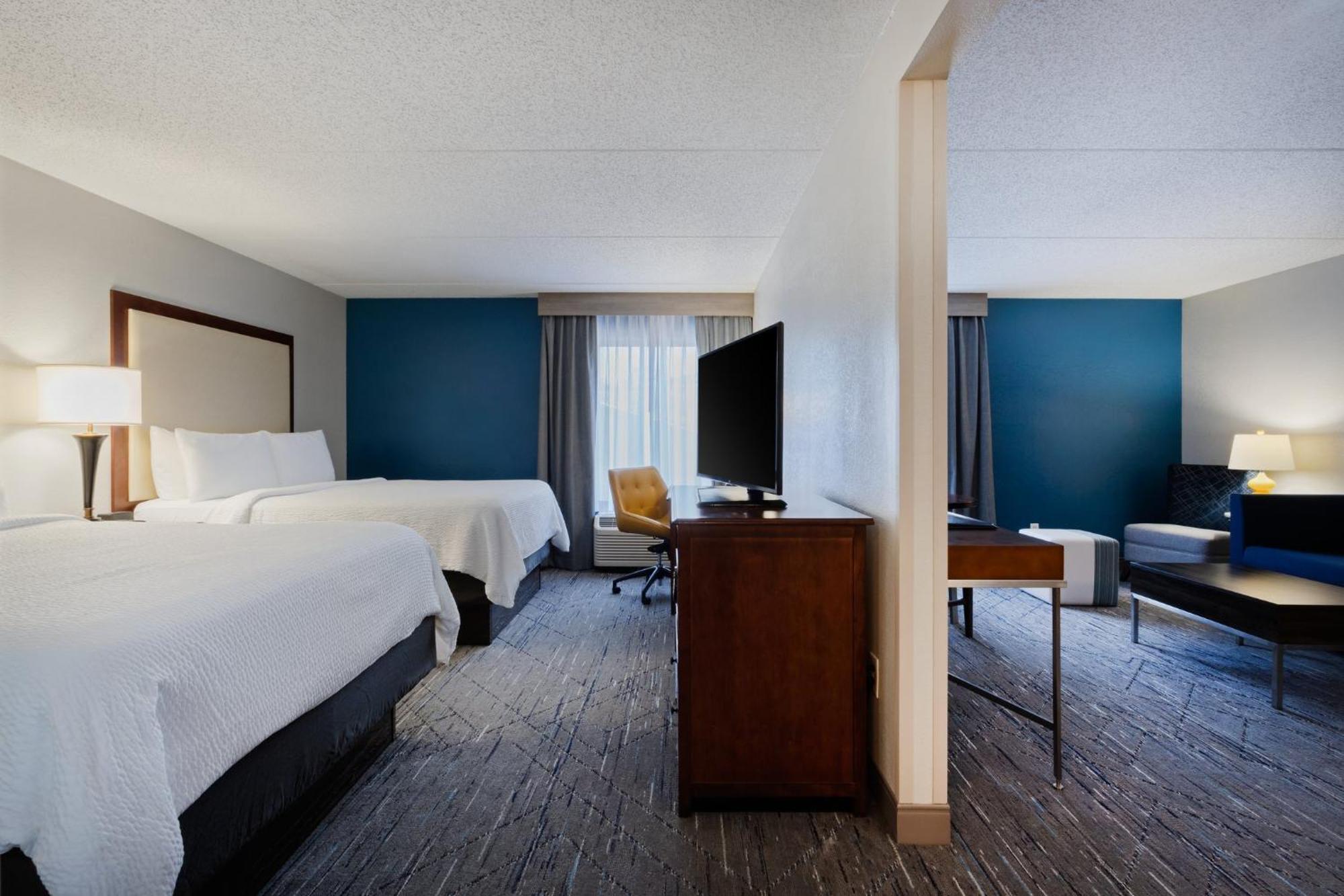 Holiday Inn Express & Suites Cincinnati Riverfront By Ihg Ковінгтон Екстер'єр фото