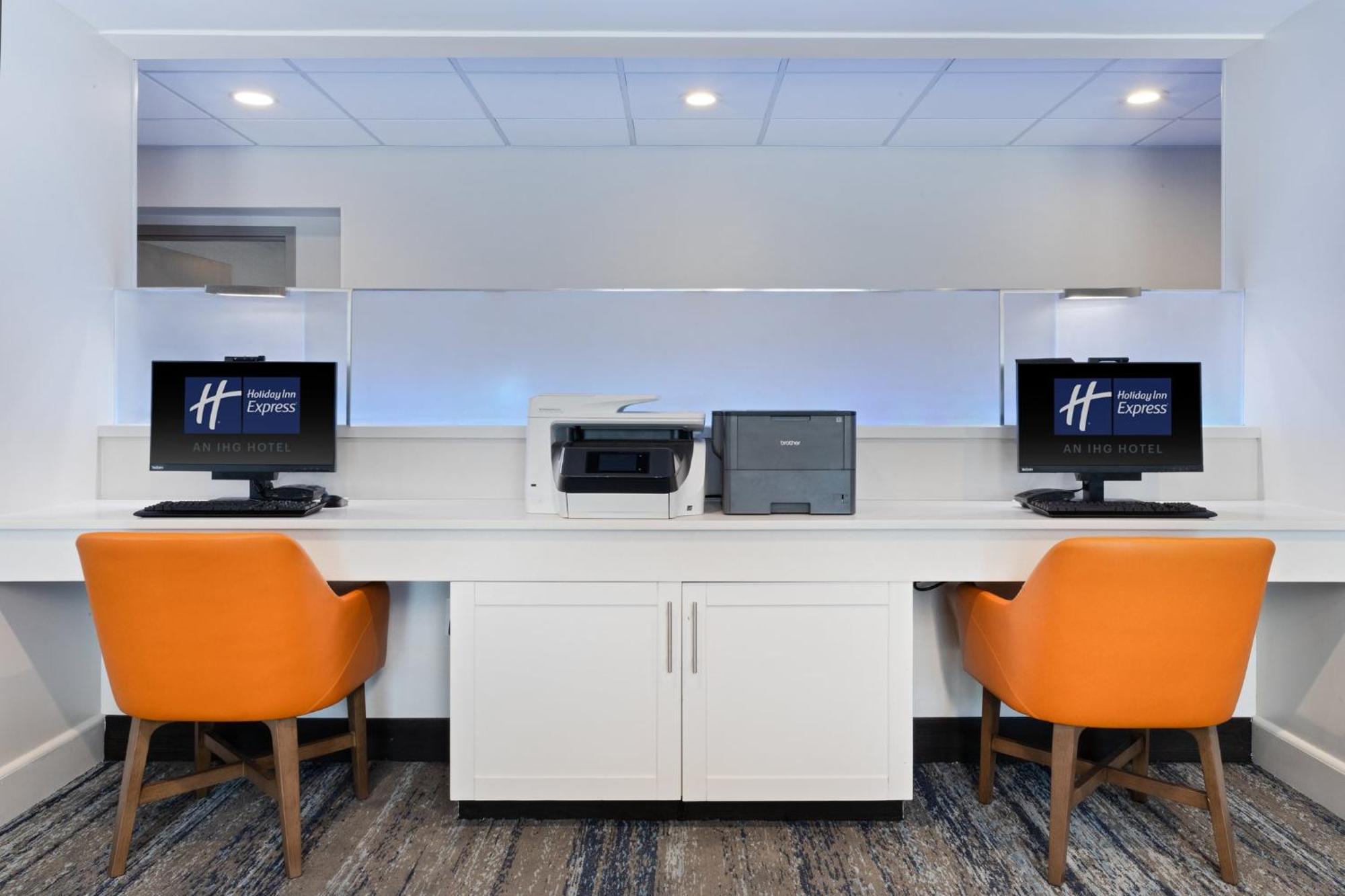 Holiday Inn Express & Suites Cincinnati Riverfront By Ihg Ковінгтон Екстер'єр фото
