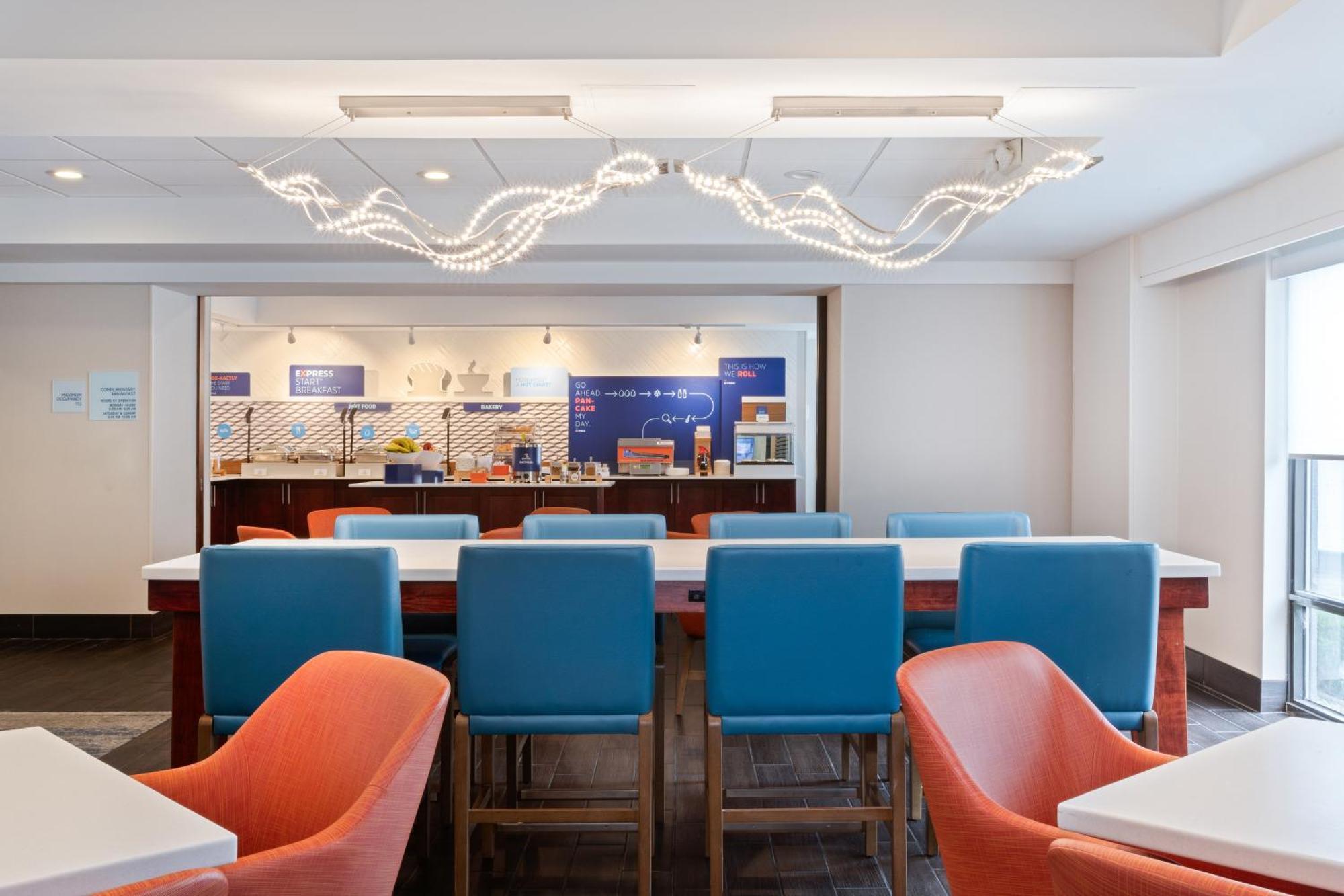 Holiday Inn Express & Suites Cincinnati Riverfront By Ihg Ковінгтон Екстер'єр фото