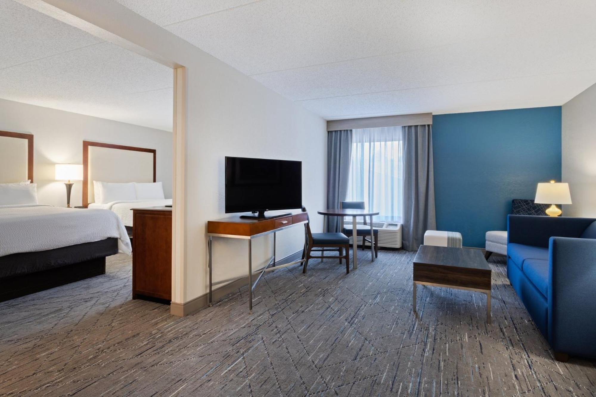 Holiday Inn Express & Suites Cincinnati Riverfront By Ihg Ковінгтон Екстер'єр фото