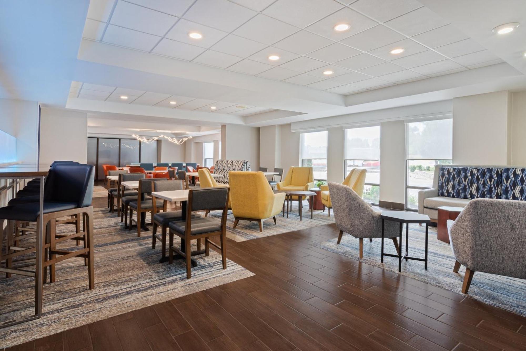 Holiday Inn Express & Suites Cincinnati Riverfront By Ihg Ковінгтон Екстер'єр фото