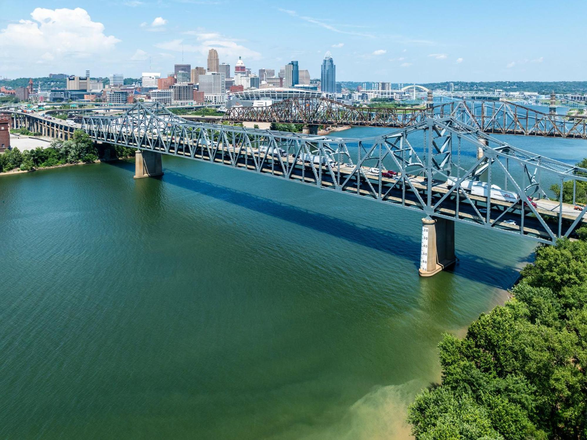 Holiday Inn Express & Suites Cincinnati Riverfront By Ihg Ковінгтон Екстер'єр фото
