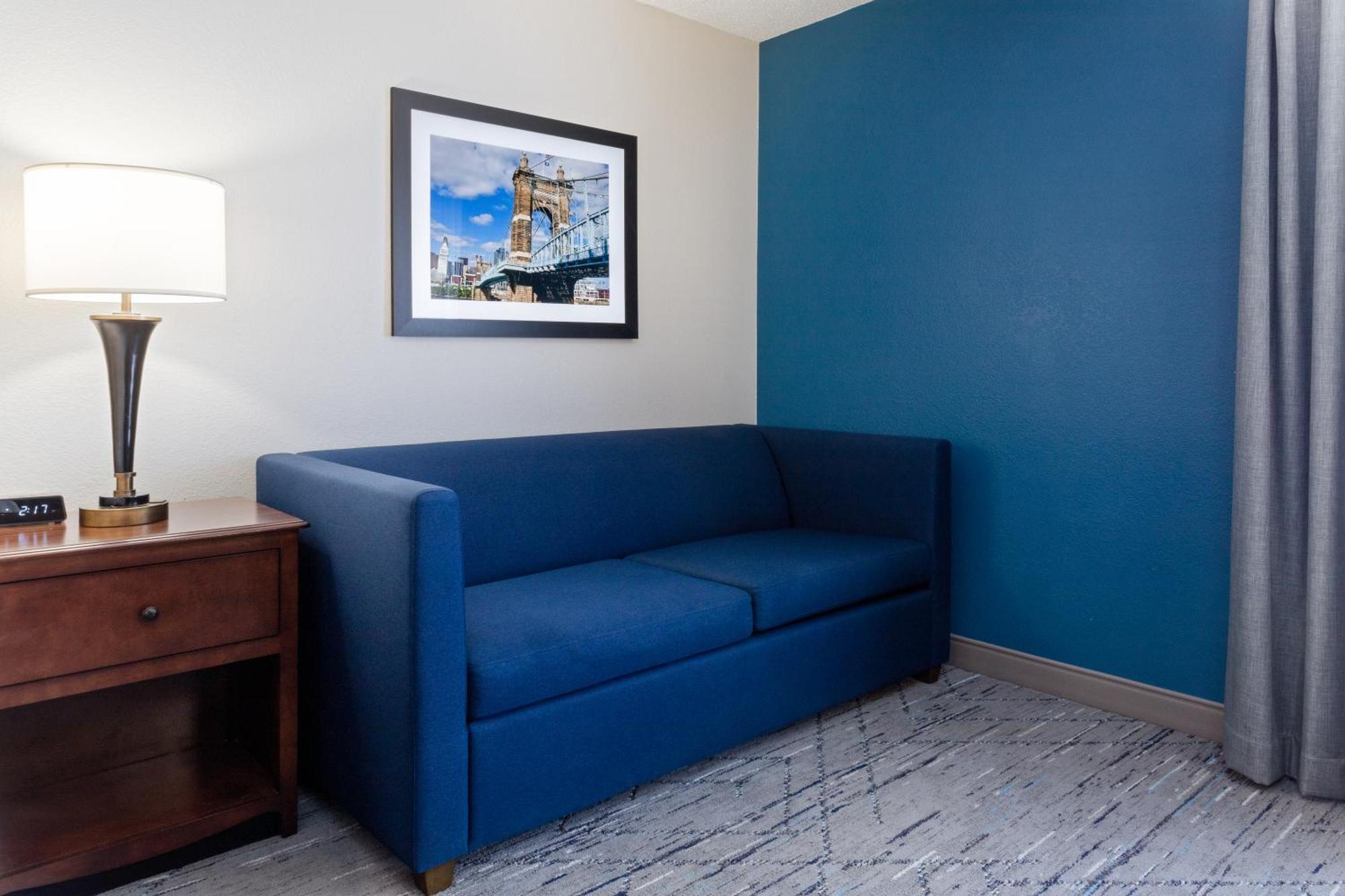Holiday Inn Express & Suites Cincinnati Riverfront By Ihg Ковінгтон Екстер'єр фото