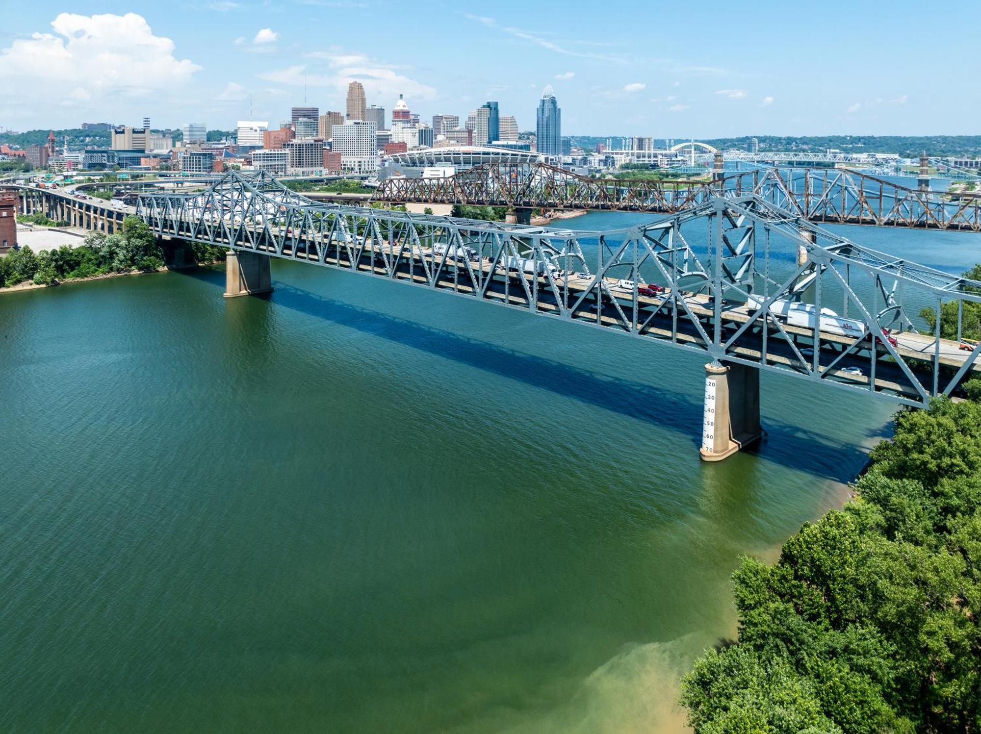 Holiday Inn Express & Suites Cincinnati Riverfront By Ihg Ковінгтон Екстер'єр фото