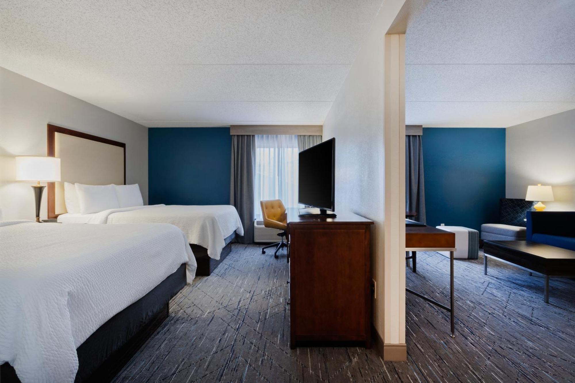 Holiday Inn Express & Suites Cincinnati Riverfront By Ihg Ковінгтон Екстер'єр фото