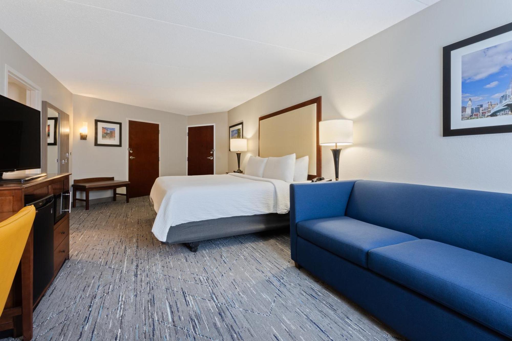 Holiday Inn Express & Suites Cincinnati Riverfront By Ihg Ковінгтон Екстер'єр фото