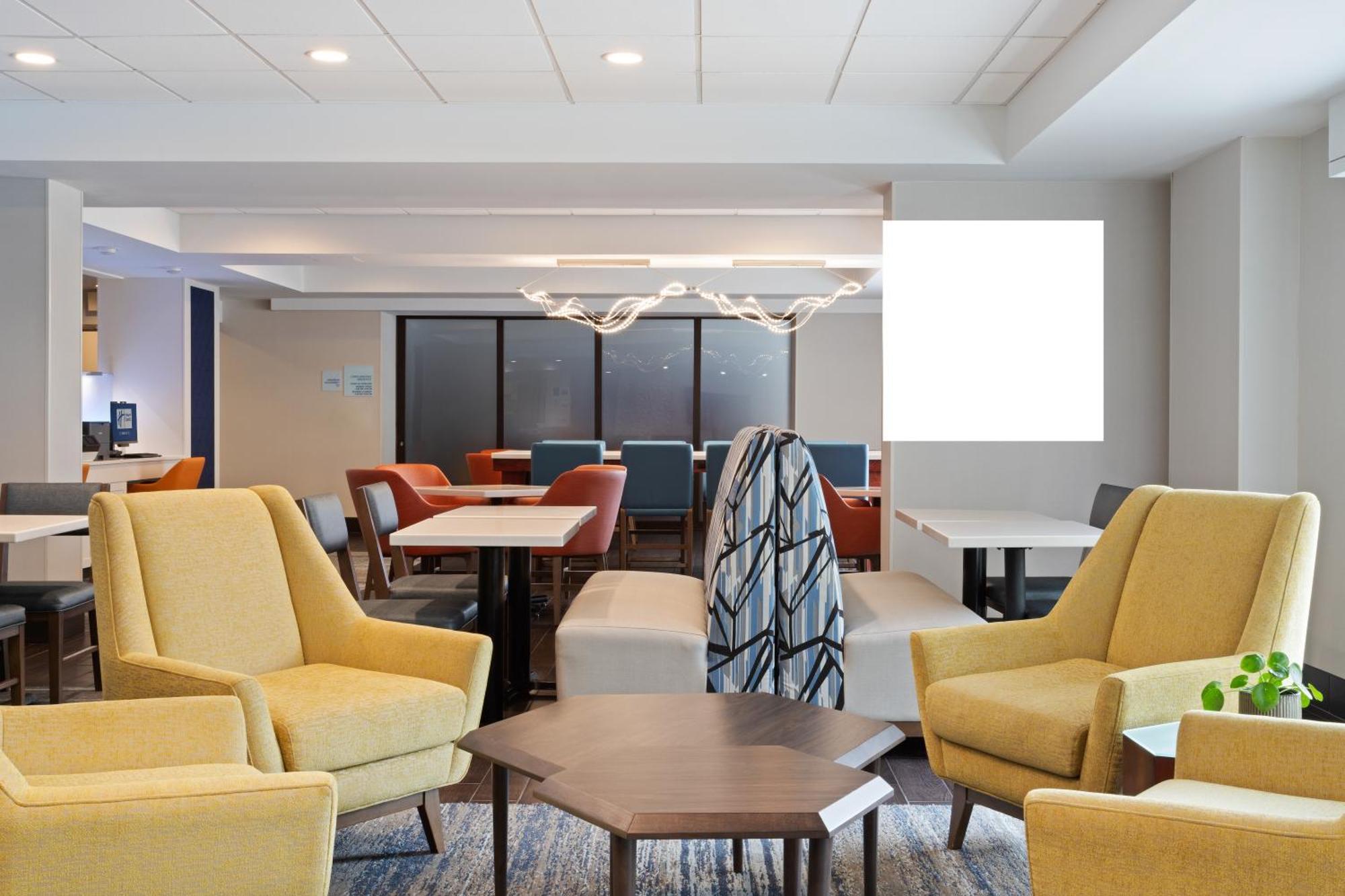 Holiday Inn Express & Suites Cincinnati Riverfront By Ihg Ковінгтон Екстер'єр фото